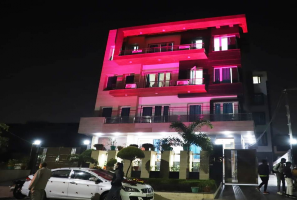 Hotel Merriment And Banquet