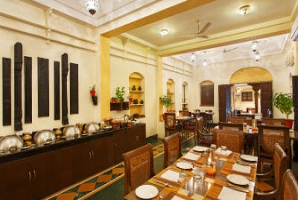 Restaurant at Haveli Hari Ganga