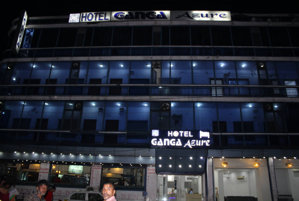 Restaurant at Hotel Ganga Azure