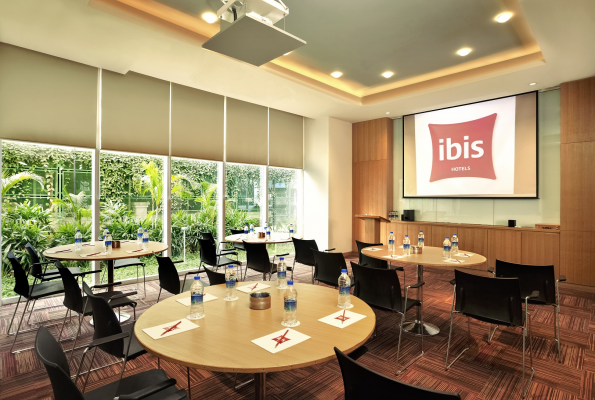 I Meet 1 & 2 at Ibis Navi Mumbai