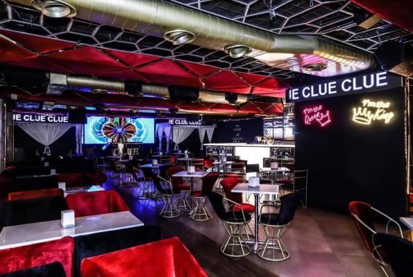 Clue Lounge And Bar