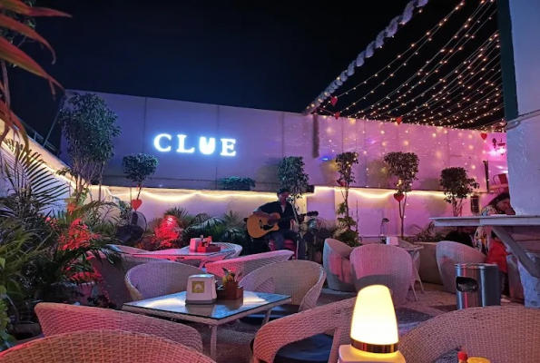 Clue Lounge And Bar