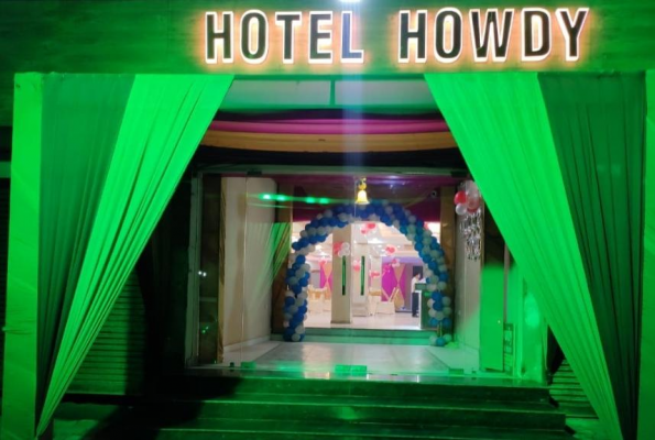 Hall 1 at Hotel Howdy