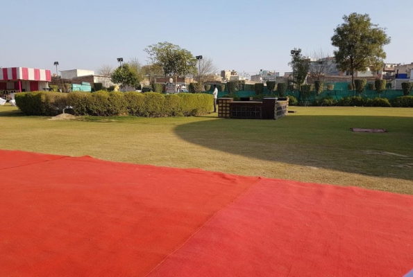 Lawn at Prakash Vatika