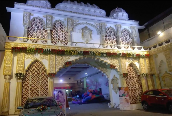 Harnaam Palace