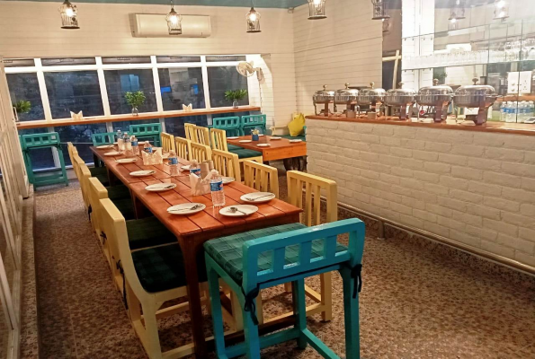 Lazy Monk Cafe
