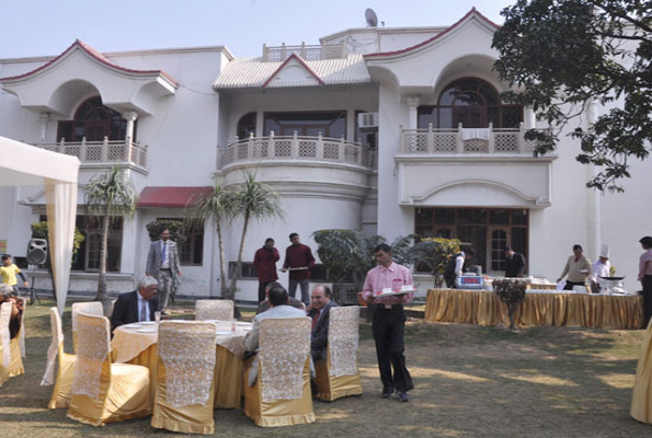 Hall and Lawn at Hotel Empress Court