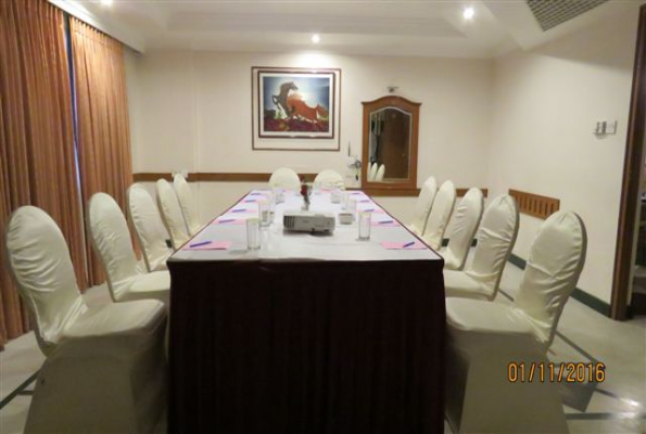 Board Room at Vestin Park