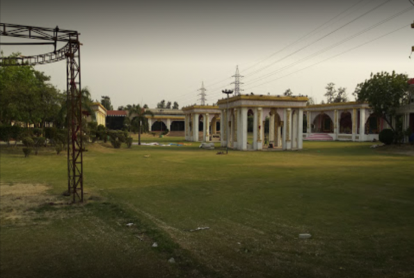 Lawn at Royal Gold Resort