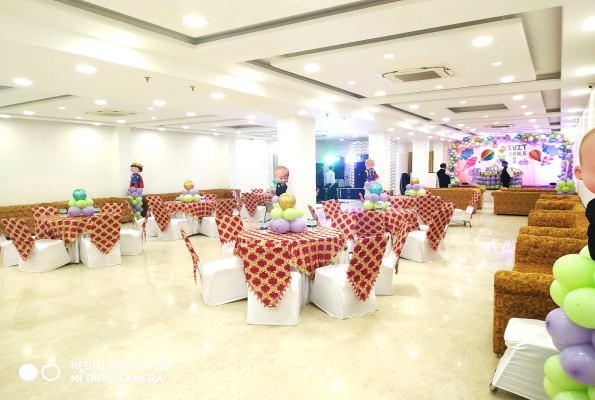 Main Hall at Golden Tree