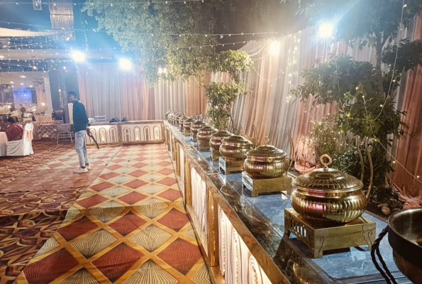 Golden Leaf Banquets