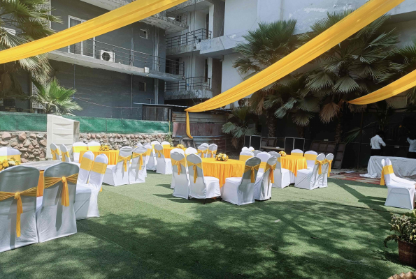 Golden Leaf Banquets