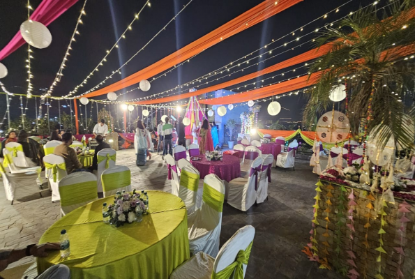 Golden Leaf Banquets