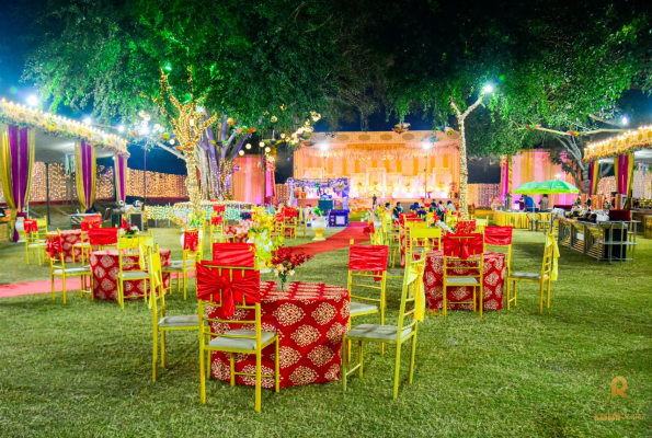 Lawn at Sanya Farms And Banquet