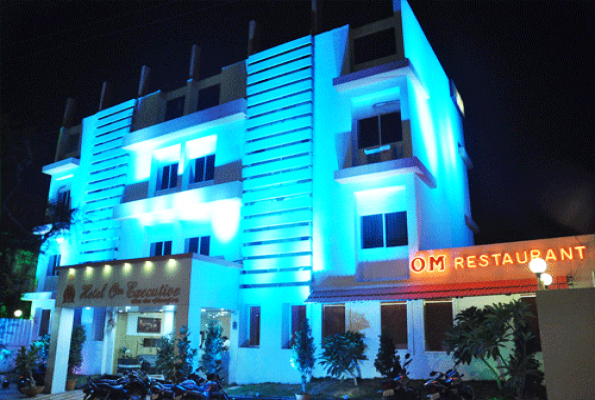 Hotel Om Executive