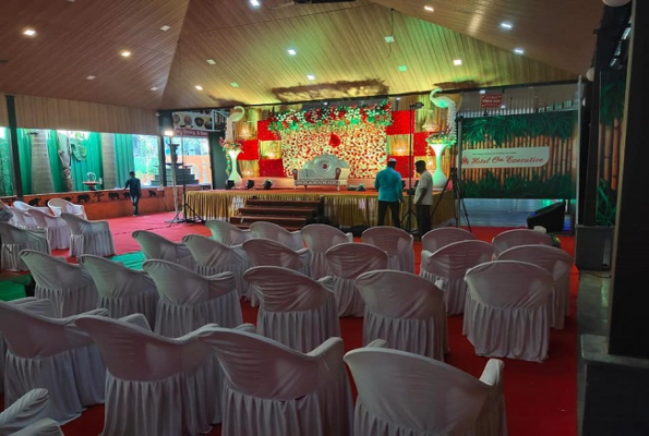 Hotel Om Executive