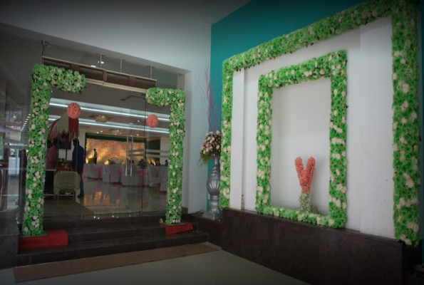 Vasantham Thirumana Maaliggai 4