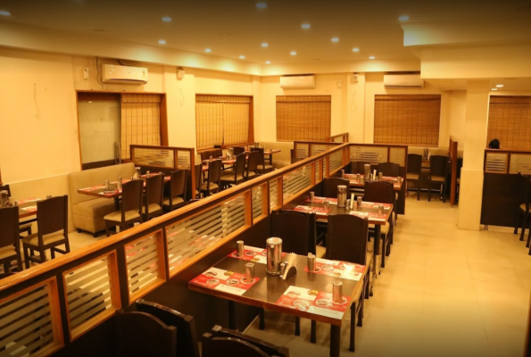 Daalchini Restaurant And Party Hall