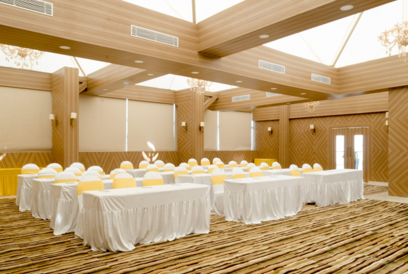 Banquet Hall at Ss Lumina Hotel