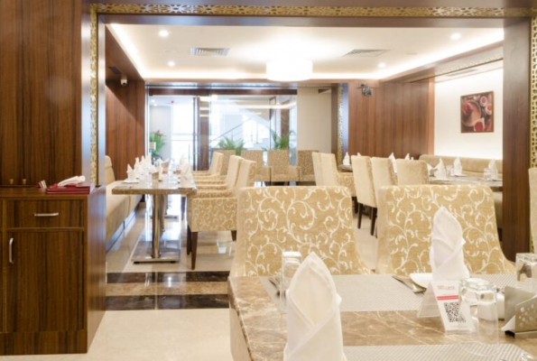 Saaras Restaurant at Ss Lumina Hotel