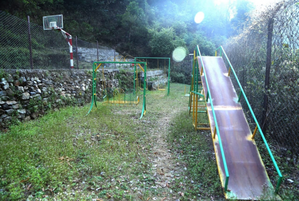 Haut Monde Hill Stream Resort 5