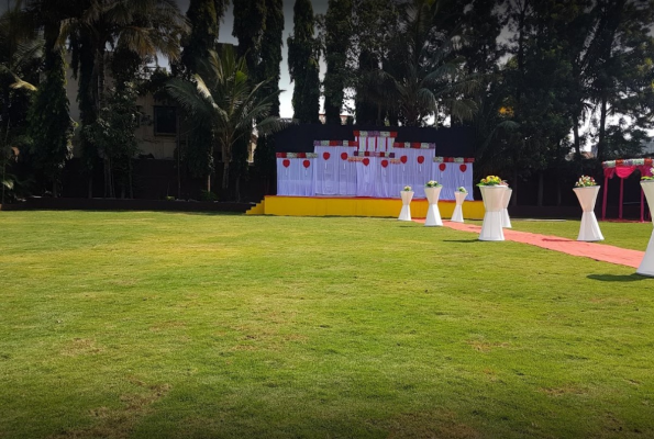 Lawn at Kailas Mangal Karyalay