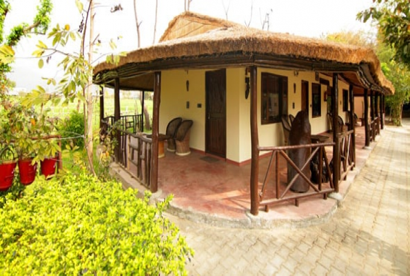 Restaurant at Ashoka Tiger Trail Resort