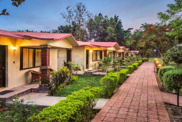 Pagoda Manu Maharani Resort