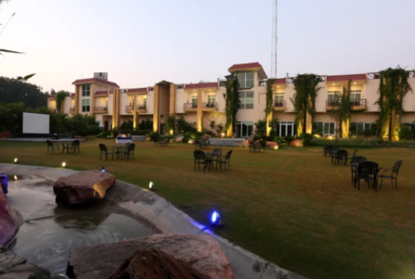 Banquet Hall at Resort De Coracao