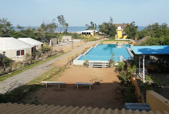 Casuarina Bay Beach Resort 4