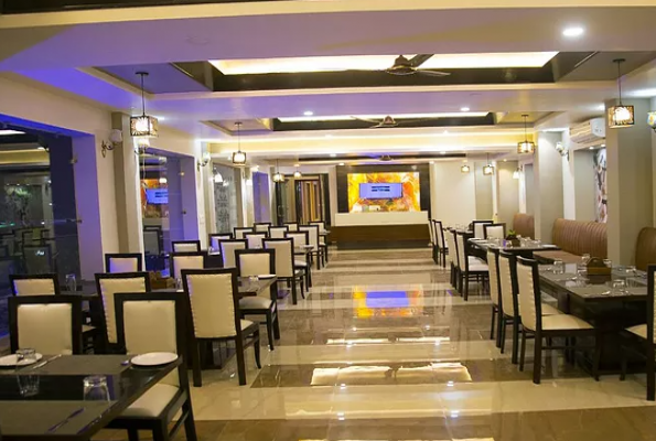 Banquet Hall at La Bellevue