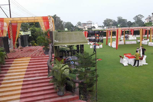 Lawn at Shri Shyam Garden