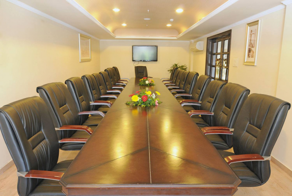 Boardroom at Blue Saphire Clarks Inn