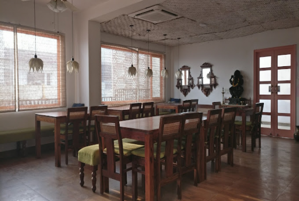 Poornatva Organic Cafe
