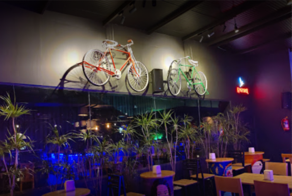 Sherlocks Lounge And Kitchen