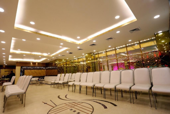 Royal Palace Banquet