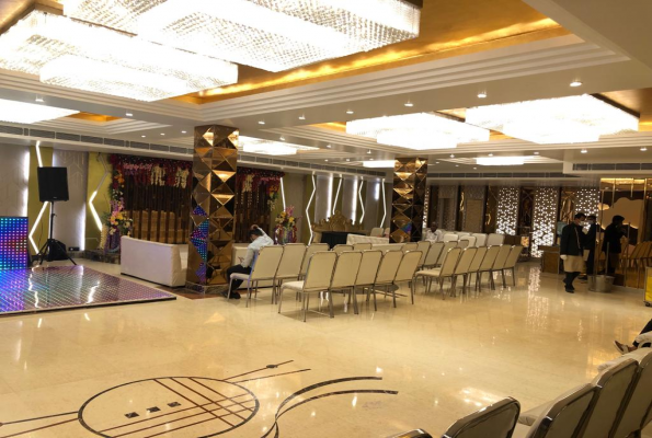 Royal Palace Banquet