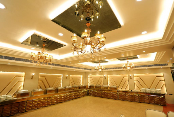 Royal Palace Banquet