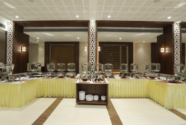 Fine Dine at Hotel S3 Park