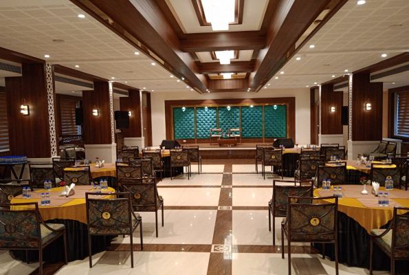 Fine Dine at Hotel S3 Park