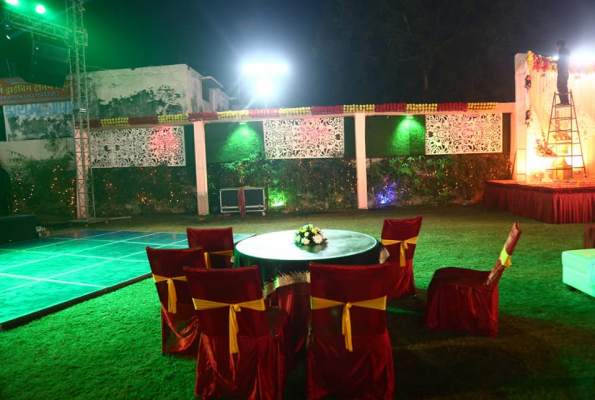 Lawn at Kings Heritage Hotel And Banquet