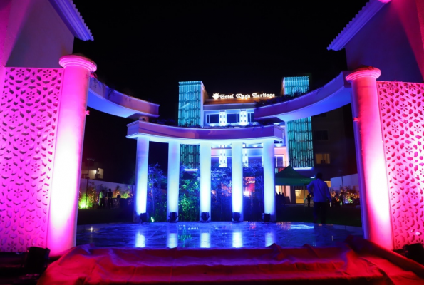 Banquet Hall at Kings Heritage Hotel And Banquet