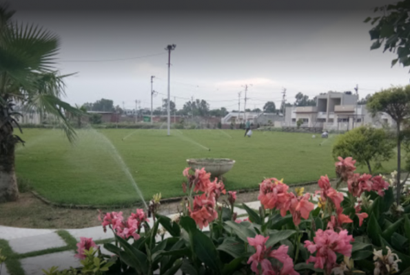 Lawn at Asharfi Banquet Hall