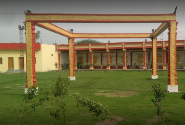 Ved Party Lawn