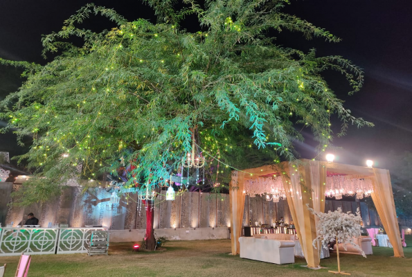 The Colors Banquet And Lawn