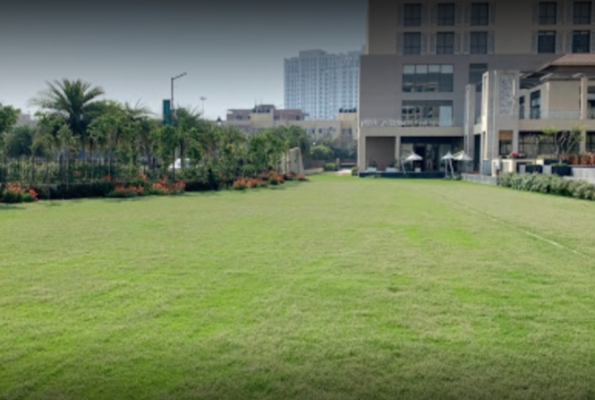 Lawn at Emaar Club Beryl