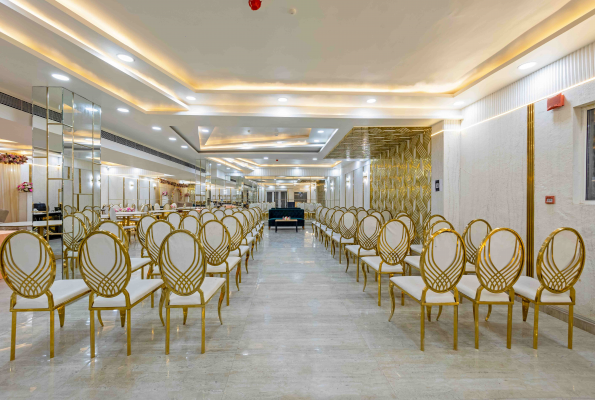 Aadat Hotel & Banquet