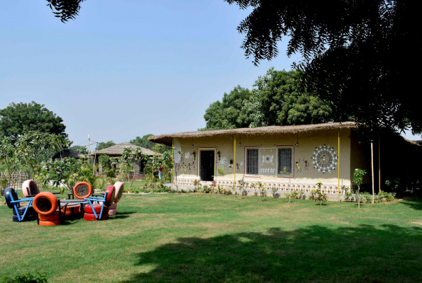 Omera The Farm Stay
