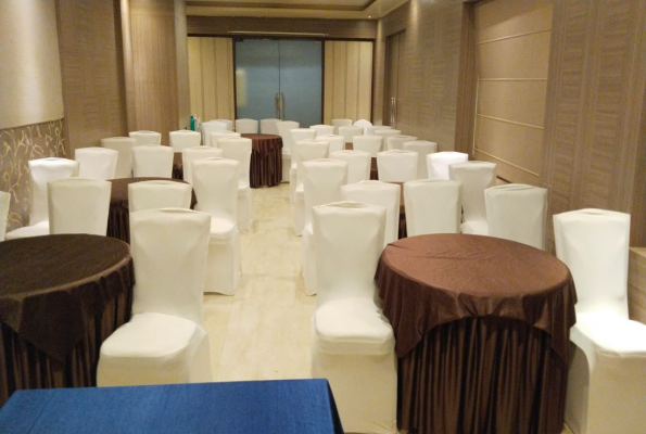 Hotel Madhav International