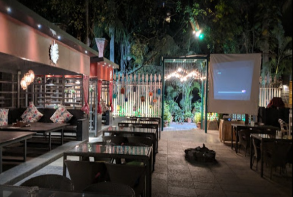 Shatranj Wine And Dine Hotel Green Plaza